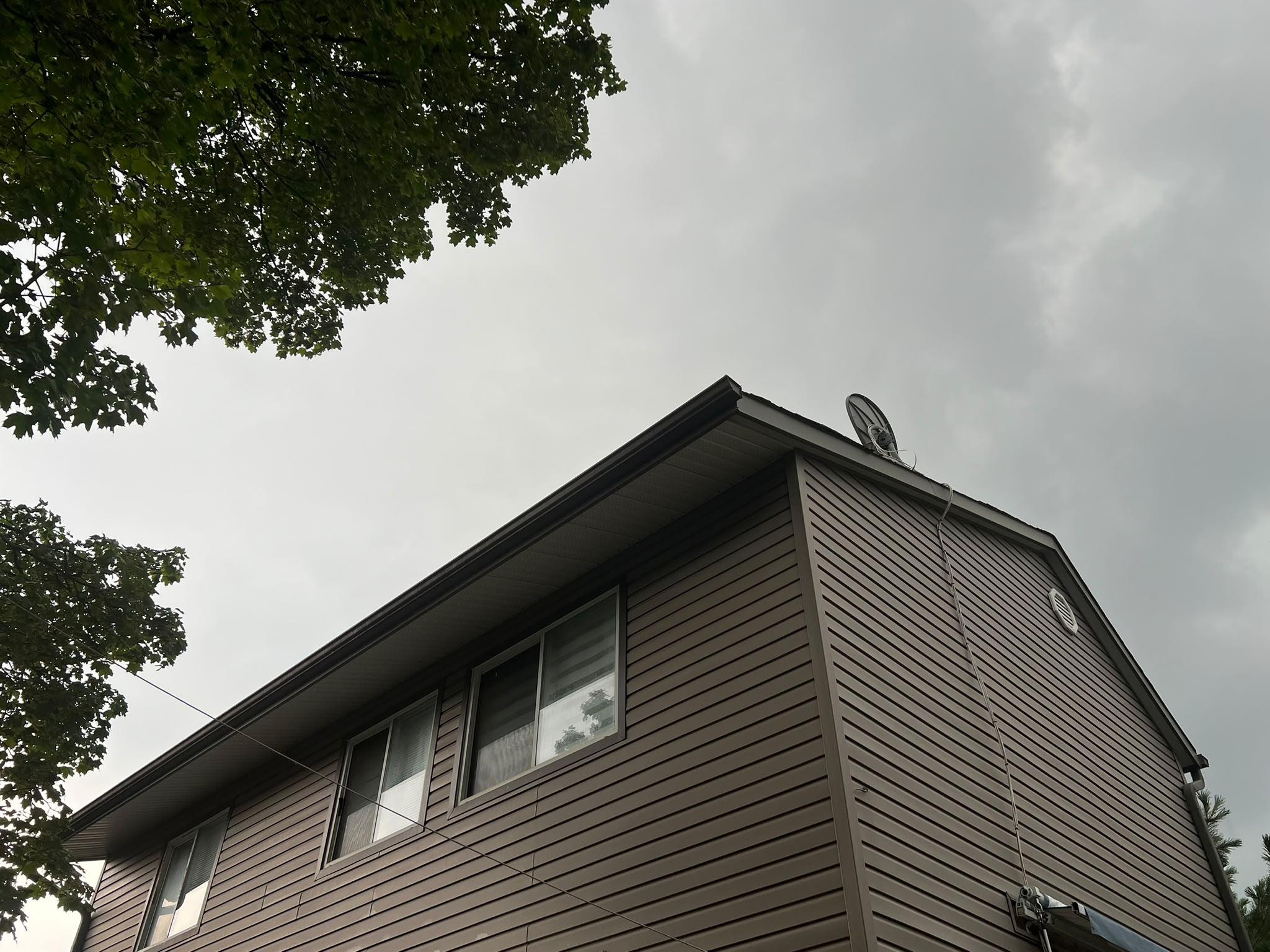 Felt flat roof installation